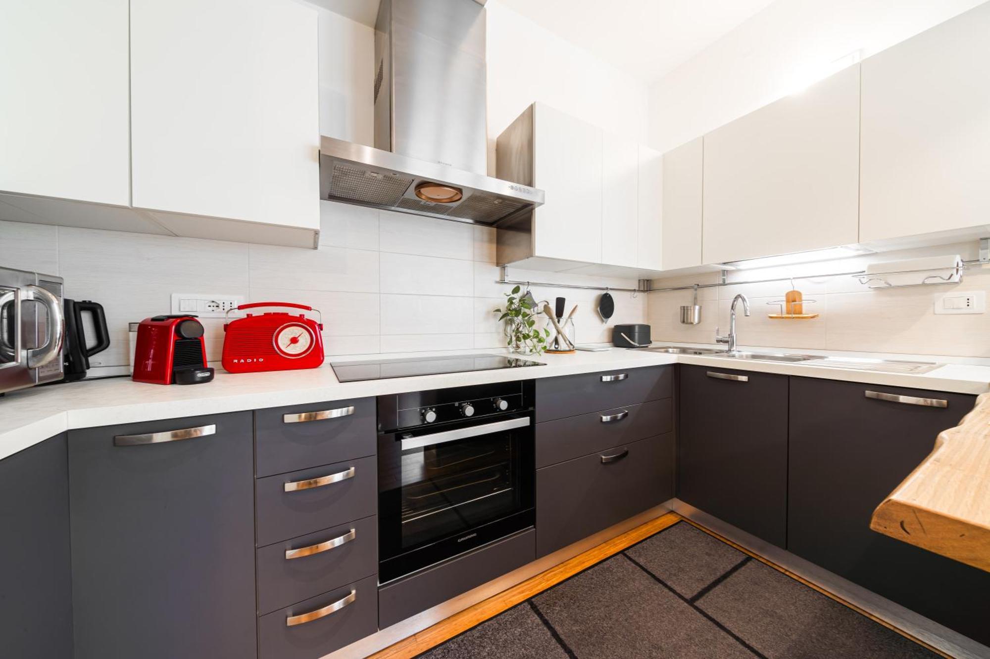 Nettuno Apartment - Private Garden In Bologna Center 외부 사진